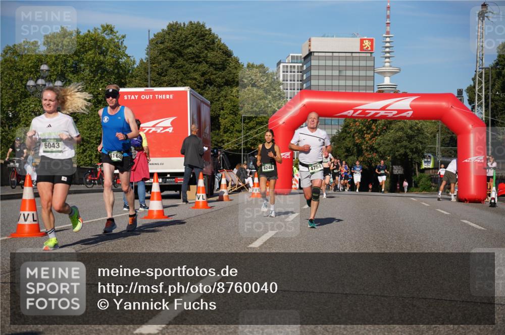 07.09.2025 - BARMER Alsterlauf Yannick Fuchs http://msf.ph/oto/8760040 07.09.2025 09:39:56 Laufen 6043, 8168, 8248, 4754 meine-sportfotos.de