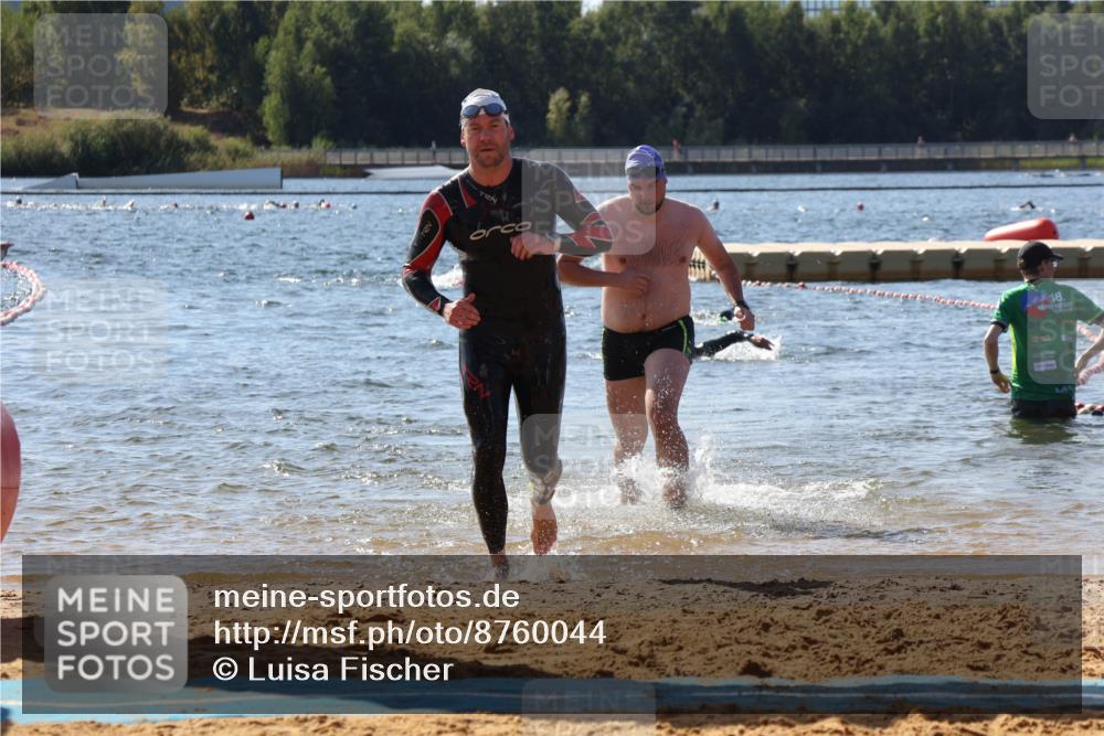 07.09.2025 - 19. Norderstedt Triathlon Luisa Fischer http://msf.ph/oto/8760044 07.09.2025 12:06:12 Schwimmen 174, 250, 713, 810, 816 meine-sportfotos.de