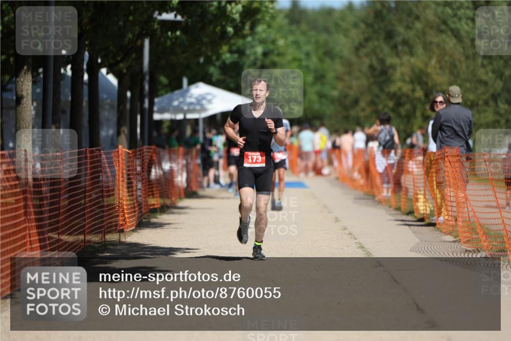 07.09.2025 - 19. Norderstedt Triathlon Michael Strokosch http://msf.ph/oto/8760055 07.09.2025 12:53:12 Laufen 173 meine-sportfotos.de