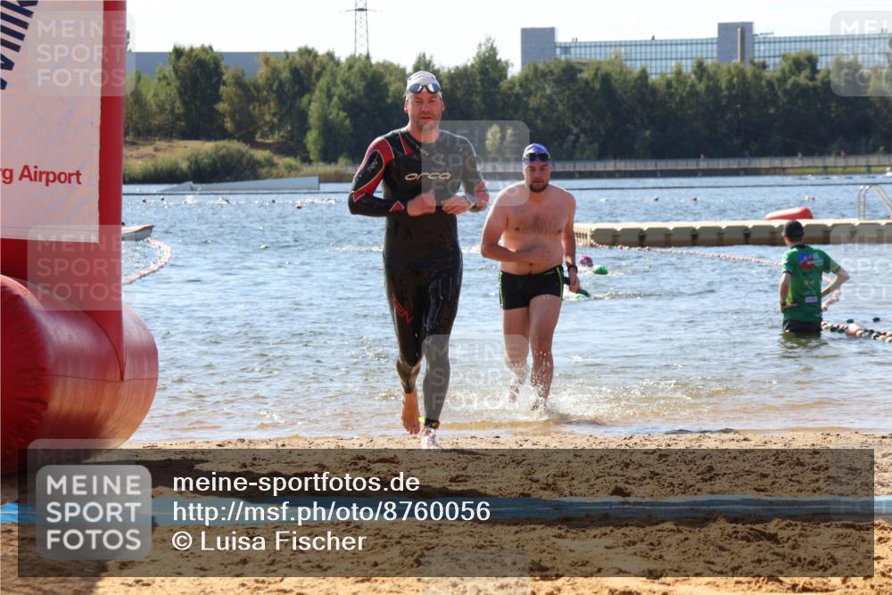 07.09.2025 - 19. Norderstedt Triathlon Luisa Fischer http://msf.ph/oto/8760056 07.09.2025 12:06:13 Schwimmen 174, 250, 713, 810, 816 meine-sportfotos.de