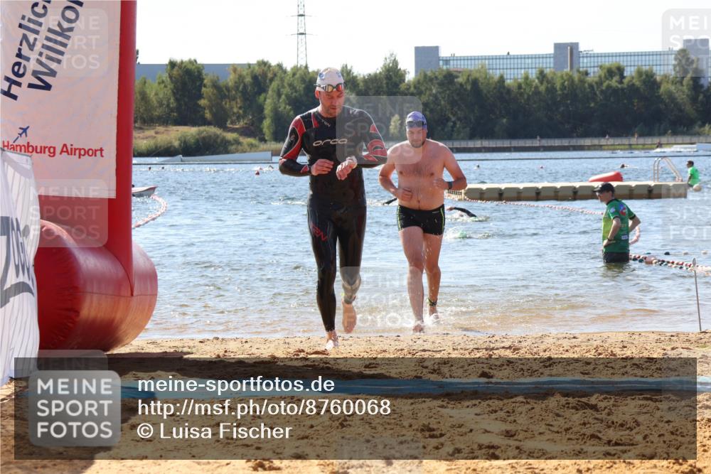 07.09.2025 - 19. Norderstedt Triathlon Luisa Fischer http://msf.ph/oto/8760068 07.09.2025 12:06:14 Schwimmen 174, 250, 713, 810, 816 meine-sportfotos.de