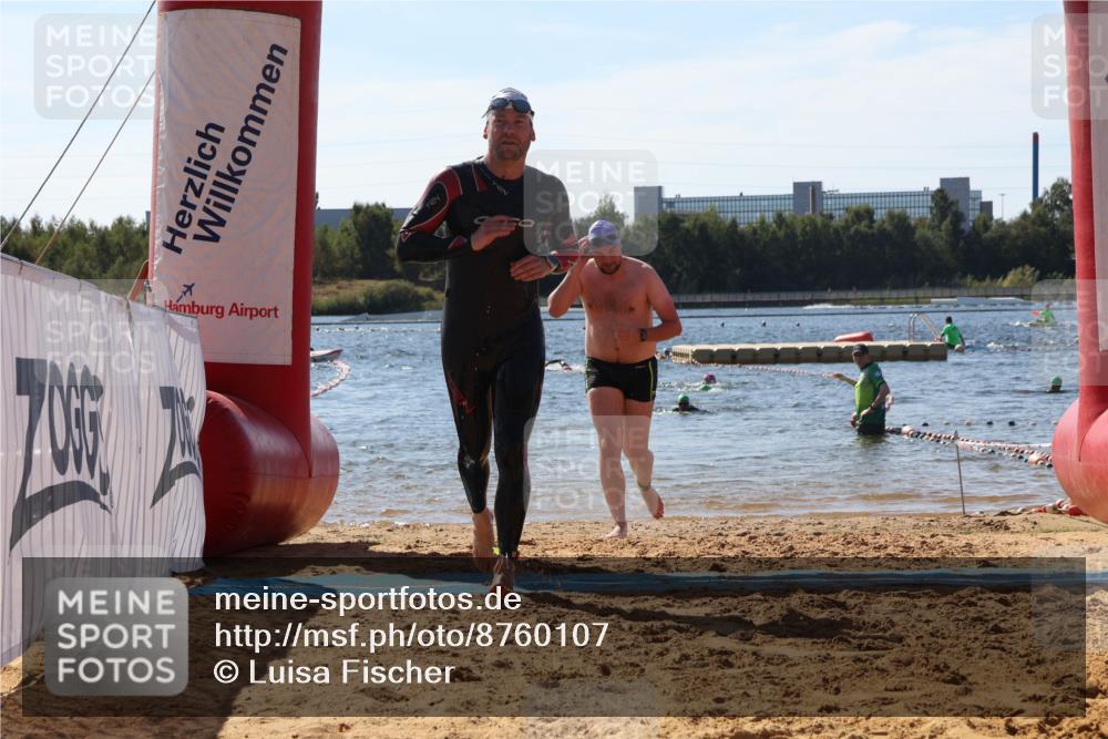 07.09.2025 - 19. Norderstedt Triathlon Luisa Fischer http://msf.ph/oto/8760107 07.09.2025 12:06:15 Schwimmen 174, 250, 713, 810, 816 meine-sportfotos.de