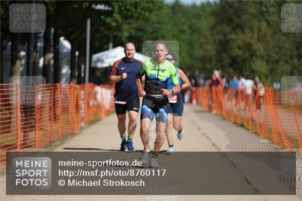 07.09.2025 - 19. Norderstedt Triathlon Michael Strokosch http://msf.ph/oto/8760117 07.09.2025 12:06:48 Laufen 190, 771, 1267 meine-sportfotos.de
