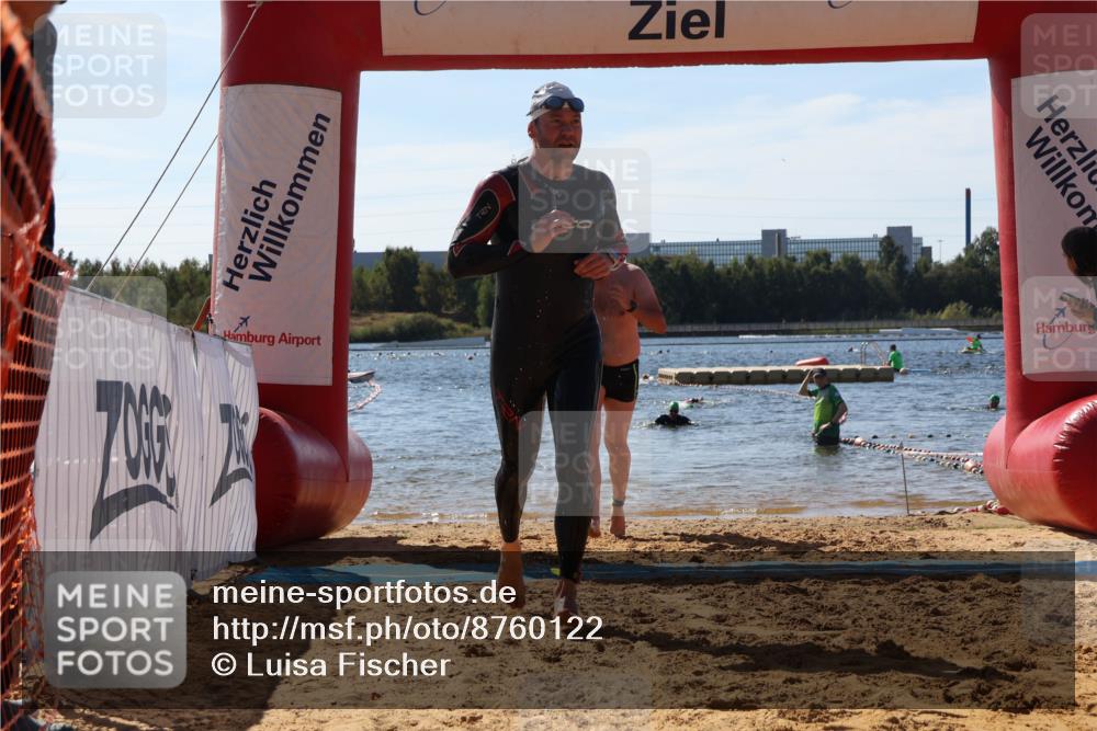 07.09.2025 - 19. Norderstedt Triathlon Luisa Fischer http://msf.ph/oto/8760122 07.09.2025 12:06:16 Schwimmen 174, 250, 713, 810 meine-sportfotos.de