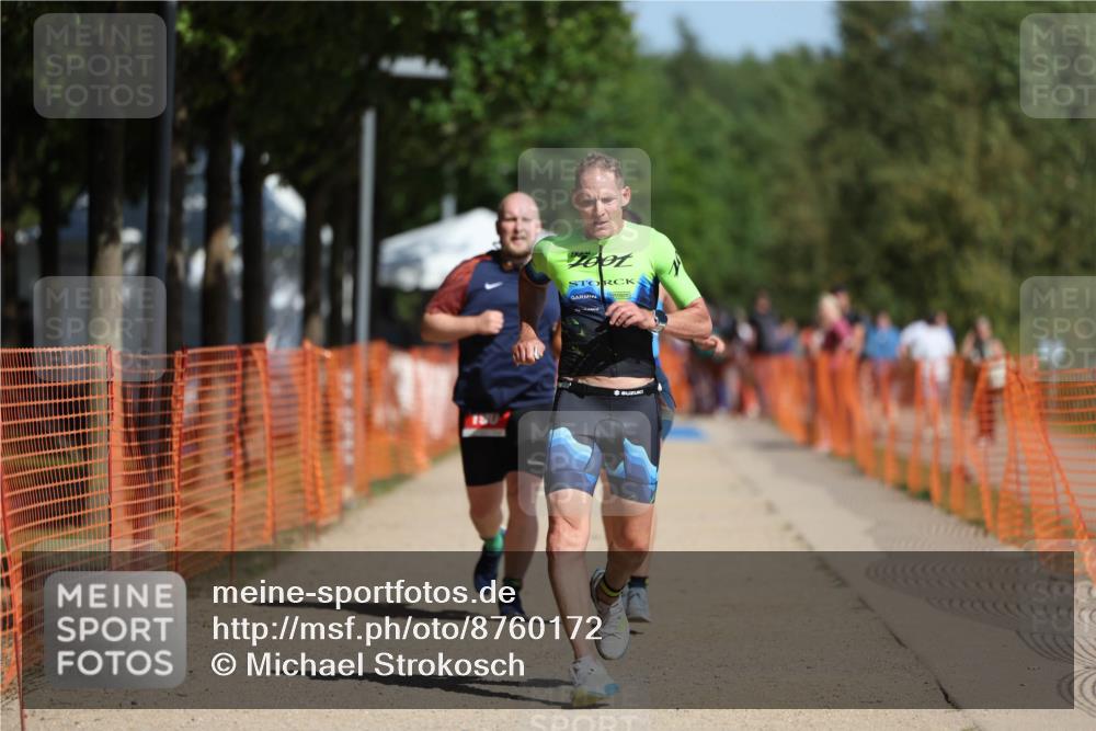 07.09.2025 - 19. Norderstedt Triathlon Michael Strokosch http://msf.ph/oto/8760172 07.09.2025 12:06:49 Laufen 190, 771, 1267 meine-sportfotos.de