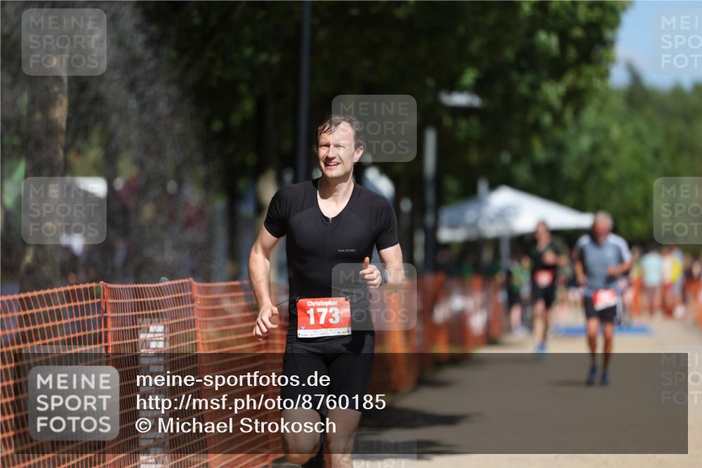 07.09.2025 - 19. Norderstedt Triathlon Michael Strokosch http://msf.ph/oto/8760185 07.09.2025 12:53:15 Laufen 173 meine-sportfotos.de