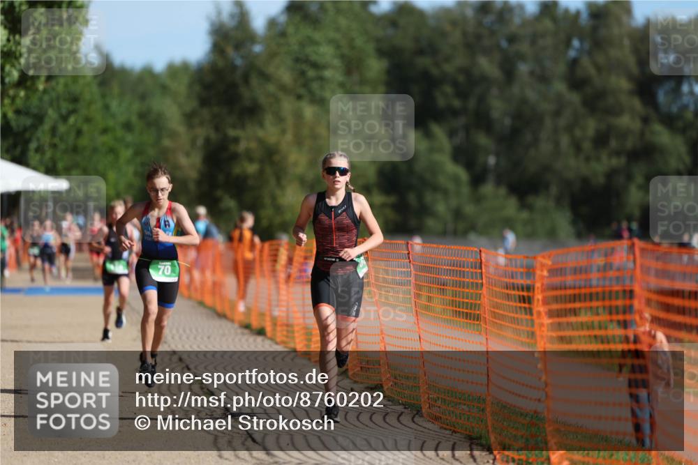 07.09.2025 - 19. Norderstedt Triathlon Michael Strokosch http://msf.ph/oto/8760202 07.09.2025 10:45:11 Laufen 70, 114, 682 meine-sportfotos.de