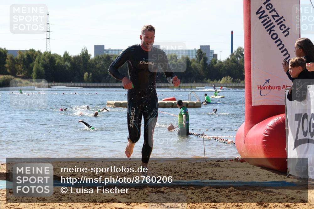 07.09.2025 - 19. Norderstedt Triathlon Luisa Fischer http://msf.ph/oto/8760206 07.09.2025 12:06:32 Schwimmen 1212 meine-sportfotos.de