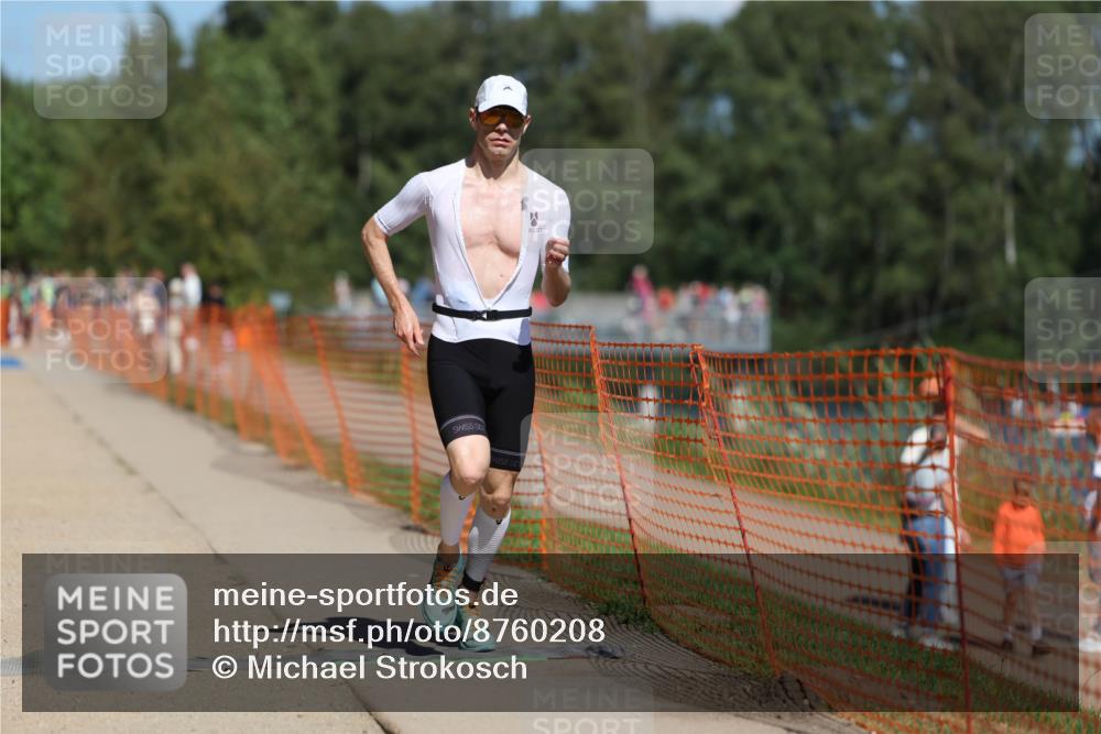 07.09.2025 - 19. Norderstedt Triathlon Michael Strokosch http://msf.ph/oto/8760208 07.09.2025 13:15:38 Laufen 236, 1252, 1297, 1337, 1366 meine-sportfotos.de