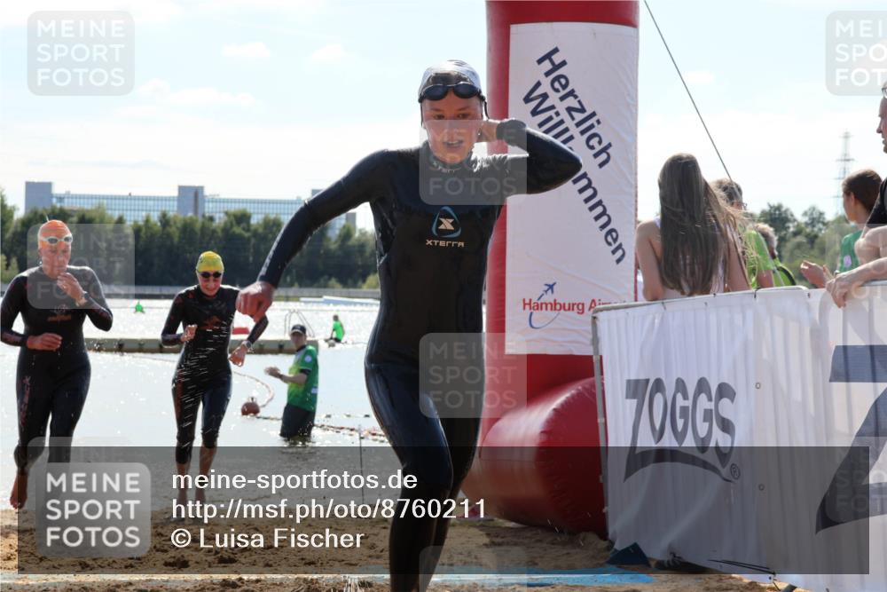 07.09.2025 - 19. Norderstedt Triathlon Luisa Fischer http://msf.ph/oto/8760211 07.09.2025 14:14:19 Schwimmen 1447, 1493, 1507 meine-sportfotos.de
