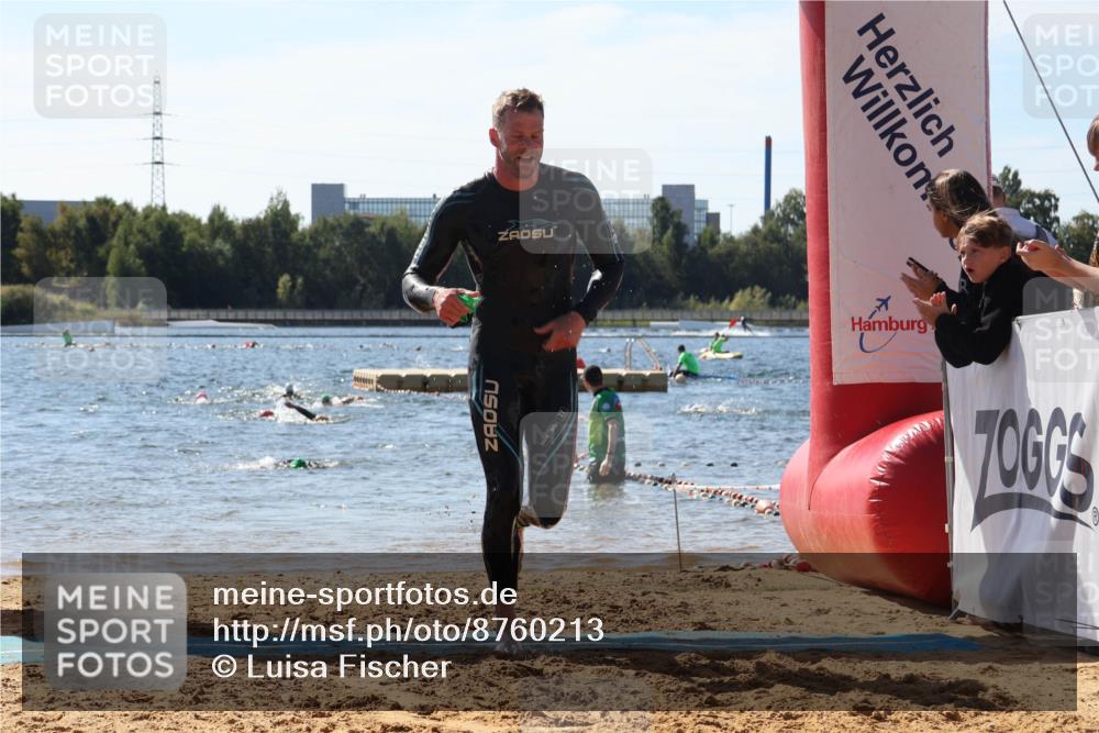 07.09.2025 - 19. Norderstedt Triathlon Luisa Fischer http://msf.ph/oto/8760213 07.09.2025 12:06:32 Schwimmen 1212 meine-sportfotos.de