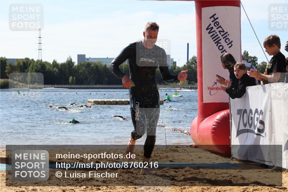 07.09.2025 - 19. Norderstedt Triathlon Luisa Fischer http://msf.ph/oto/8760216 07.09.2025 12:06:33 Schwimmen 1212 meine-sportfotos.de