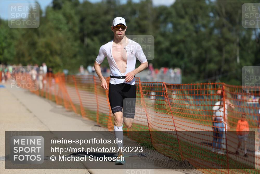 07.09.2025 - 19. Norderstedt Triathlon Michael Strokosch http://msf.ph/oto/8760223 07.09.2025 13:15:38 Laufen 236, 1252, 1297, 1337, 1366 meine-sportfotos.de