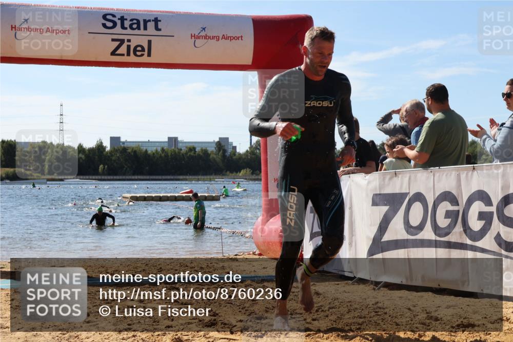 07.09.2025 - 19. Norderstedt Triathlon Luisa Fischer http://msf.ph/oto/8760236 07.09.2025 12:06:34 Schwimmen 1212 meine-sportfotos.de