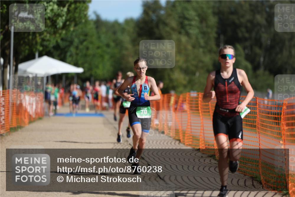 07.09.2025 - 19. Norderstedt Triathlon Michael Strokosch http://msf.ph/oto/8760238 07.09.2025 10:45:12 Laufen 70, 114, 682 meine-sportfotos.de