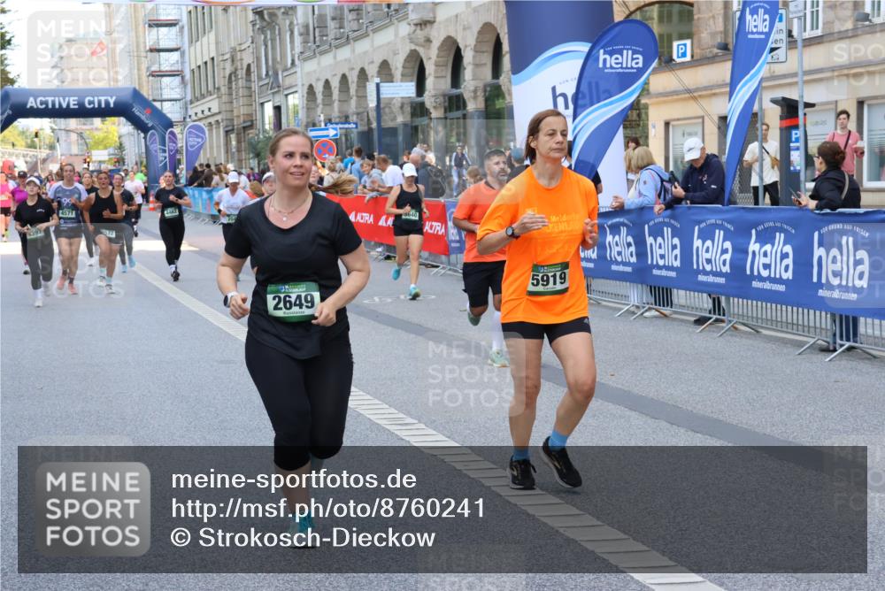 07.09.2025 - BARMER Alsterlauf Strokosch-Dieckow http://msf.ph/oto/8760241 07.09.2025 10:13:04 Ziel 2295, 2323, 2550, 3161, 3162, 3257, 3390, 3409, 3487, 3513, 3761, 3769, 3799, 3863, 3879, 3895, 4075, 4220, 4398, 5040, 5041, 5145, 5721, 5803, 5817, 5818, 6037, 6053, 6158, 8002, 8048 meine-sportfotos.de