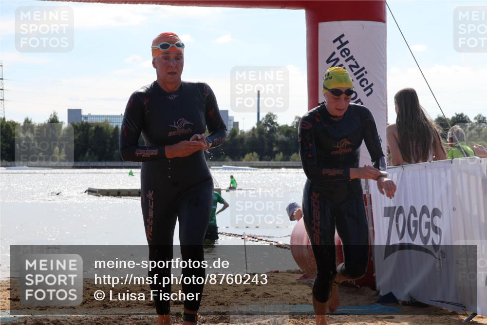 07.09.2025 - 19. Norderstedt Triathlon Luisa Fischer http://msf.ph/oto/8760243 07.09.2025 14:14:22 Schwimmen 1447, 1493, 1507 meine-sportfotos.de