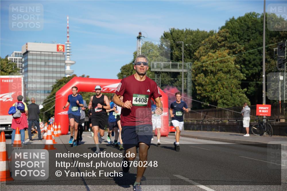 07.09.2025 - BARMER Alsterlauf Yannick Fuchs http://msf.ph/oto/8760248 07.09.2025 09:40:05 Laufen 8339, 2650, 4408, 4010 meine-sportfotos.de