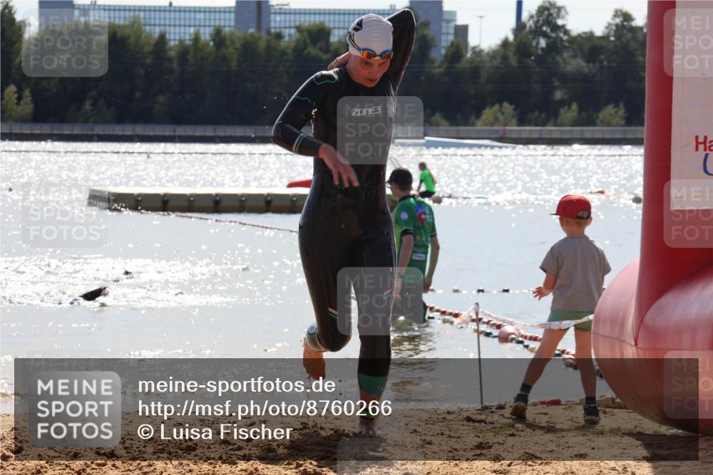 07.09.2025 - 19. Norderstedt Triathlon Luisa Fischer http://msf.ph/oto/8760266 07.09.2025 14:14:59 Schwimmen 917 meine-sportfotos.de