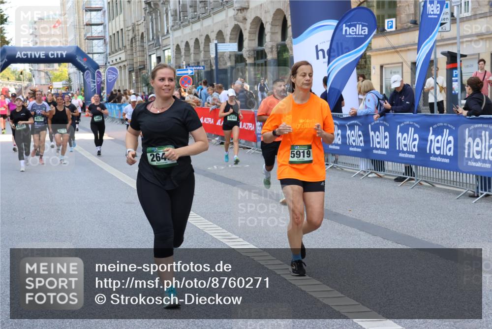 07.09.2025 - BARMER Alsterlauf Strokosch-Dieckow http://msf.ph/oto/8760271 07.09.2025 10:13:04 Ziel 2295, 2323, 2550, 3161, 3162, 3257, 3390, 3409, 3487, 3513, 3761, 3769, 3799, 3863, 3879, 3895, 4075, 4220, 4398, 5040, 5041, 5145, 5721, 5803, 5817, 5818, 6037, 6053, 6158, 8002, 8048 meine-sportfotos.de