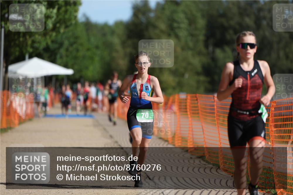 07.09.2025 - 19. Norderstedt Triathlon Michael Strokosch http://msf.ph/oto/8760276 07.09.2025 10:45:13 Laufen 70, 114, 682 meine-sportfotos.de
