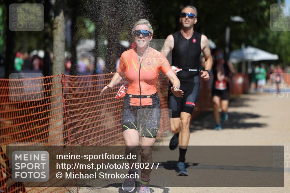 07.09.2025 - 19. Norderstedt Triathlon Michael Strokosch http://msf.ph/oto/8760277 07.09.2025 13:15:43 Laufen 236, 1297, 1337, 1391 meine-sportfotos.de