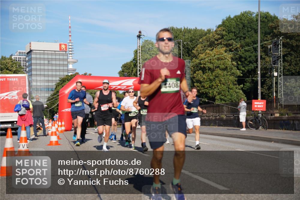 07.09.2025 - BARMER Alsterlauf Yannick Fuchs http://msf.ph/oto/8760288 07.09.2025 09:40:06 Laufen 2656, 4196, 256, 4408 meine-sportfotos.de