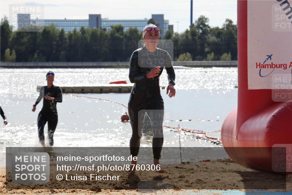 07.09.2025 - 19. Norderstedt Triathlon Luisa Fischer http://msf.ph/oto/8760306 07.09.2025 14:15:10 Schwimmen 452, 478, 917 meine-sportfotos.de