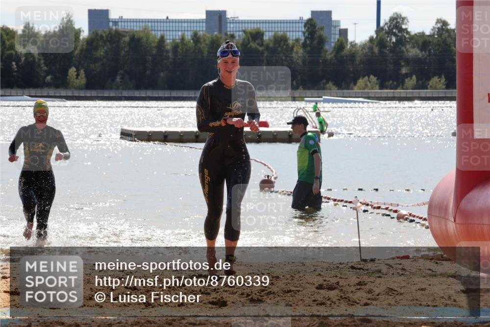 07.09.2025 - 19. Norderstedt Triathlon Luisa Fischer http://msf.ph/oto/8760339 07.09.2025 14:15:13 Schwimmen 452, 478, 1414 meine-sportfotos.de