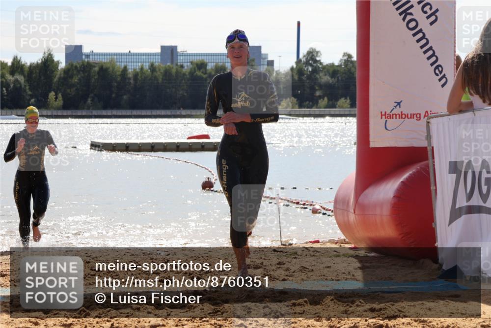 07.09.2025 - 19. Norderstedt Triathlon Luisa Fischer http://msf.ph/oto/8760351 07.09.2025 14:15:14 Schwimmen 452, 478, 1414 meine-sportfotos.de