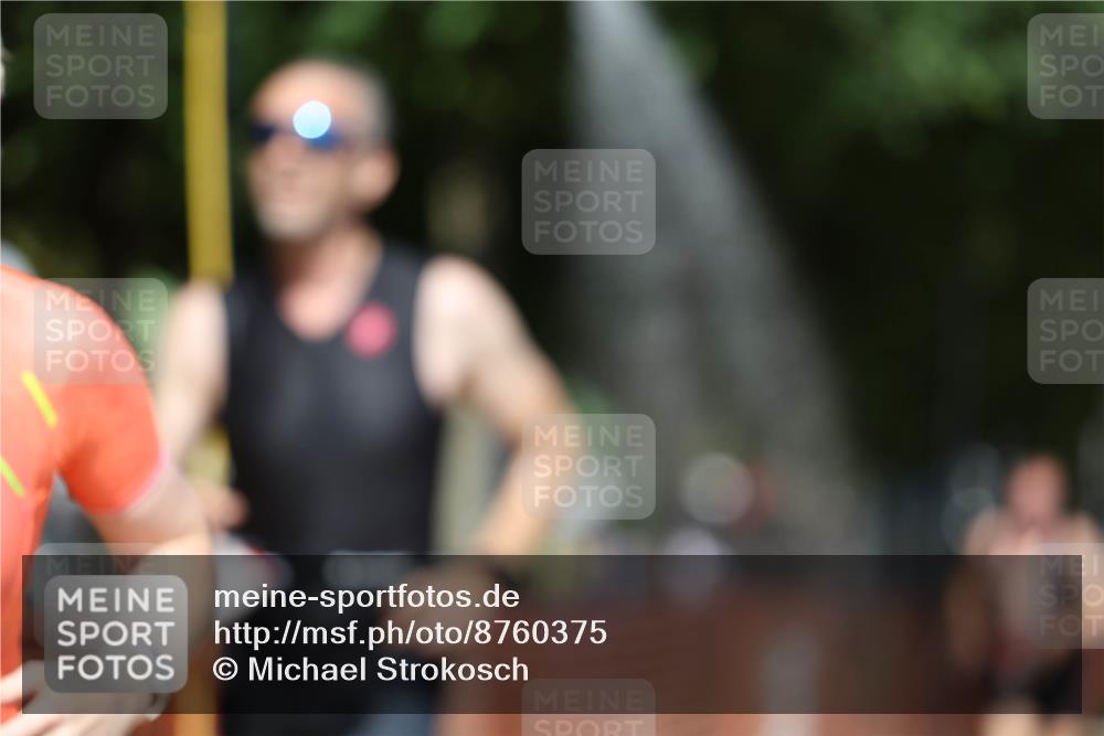 07.09.2025 - 19. Norderstedt Triathlon Michael Strokosch http://msf.ph/oto/8760375 07.09.2025 13:15:45 Laufen 236, 1297, 1337, 1391 meine-sportfotos.de