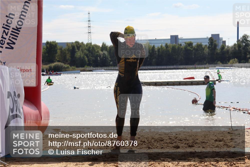 07.09.2025 - 19. Norderstedt Triathlon Luisa Fischer http://msf.ph/oto/8760378 07.09.2025 14:15:17 Schwimmen 452, 478, 1414 meine-sportfotos.de