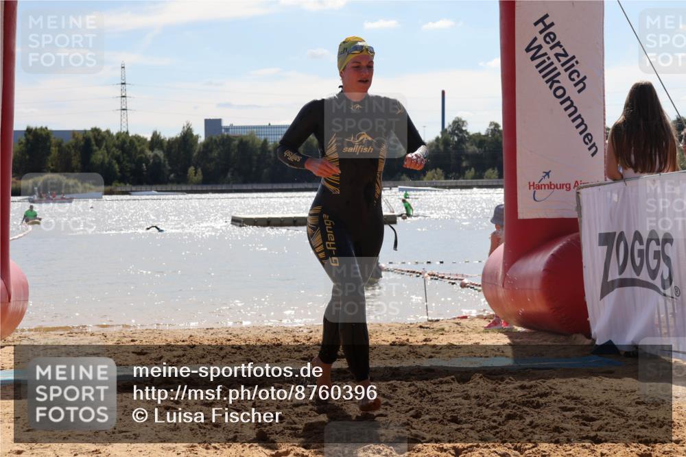 07.09.2025 - 19. Norderstedt Triathlon Luisa Fischer http://msf.ph/oto/8760396 07.09.2025 14:15:18 Schwimmen 452, 478, 1414 meine-sportfotos.de