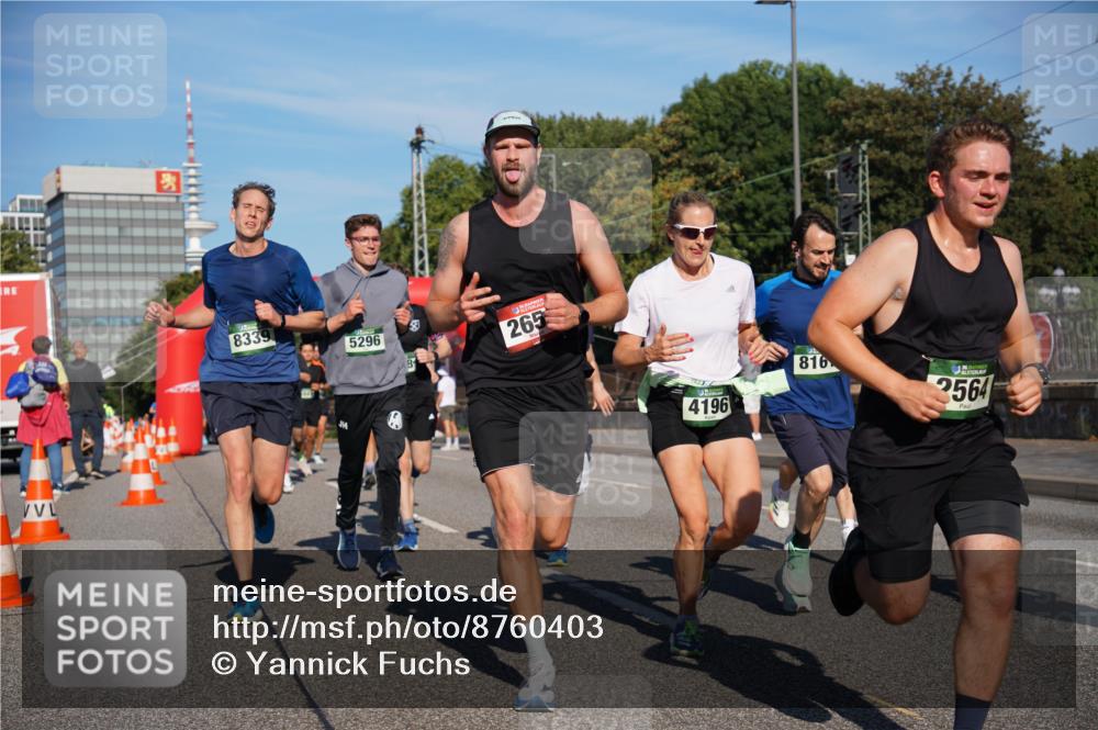 07.09.2025 - BARMER Alsterlauf Yannick Fuchs http://msf.ph/oto/8760403 07.09.2025 09:40:08 Laufen 8339, 5296, 265, 4196, 816, 2564 meine-sportfotos.de