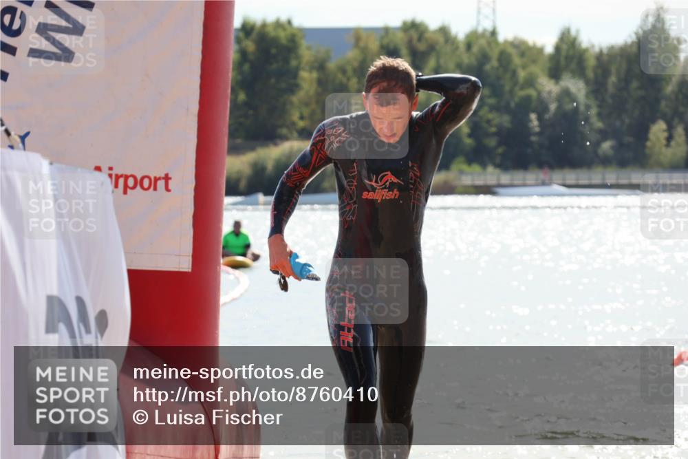 07.09.2025 - 19. Norderstedt Triathlon Luisa Fischer http://msf.ph/oto/8760410 07.09.2025 14:16:01 Schwimmen 444, 1506 meine-sportfotos.de