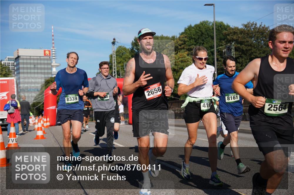 07.09.2025 - BARMER Alsterlauf Yannick Fuchs http://msf.ph/oto/8760411 07.09.2025 09:40:09 Laufen 8339, 2656, 4196, 8161, 36, 2564 meine-sportfotos.de