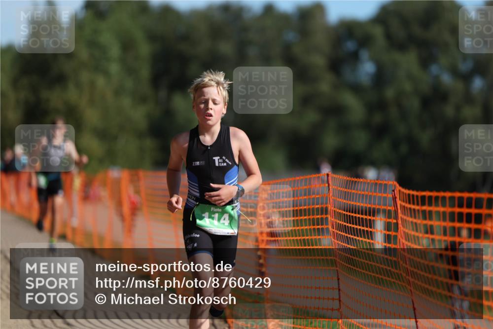 07.09.2025 - 19. Norderstedt Triathlon Michael Strokosch http://msf.ph/oto/8760429 07.09.2025 10:45:17 Laufen 70, 114, 668, 682 meine-sportfotos.de