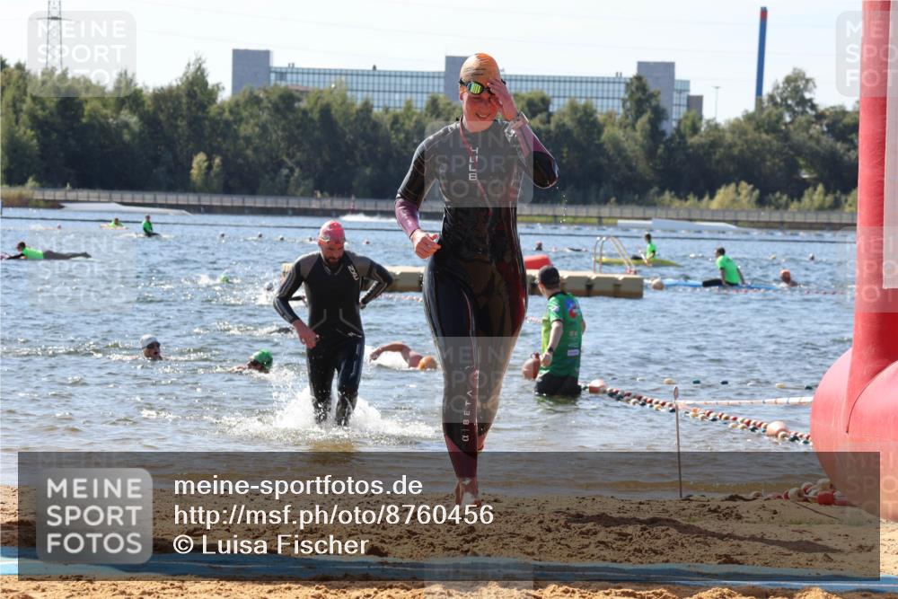 07.09.2025 - 19. Norderstedt Triathlon Luisa Fischer http://msf.ph/oto/8760456 07.09.2025 12:06:59 Schwimmen 283, 1396 meine-sportfotos.de