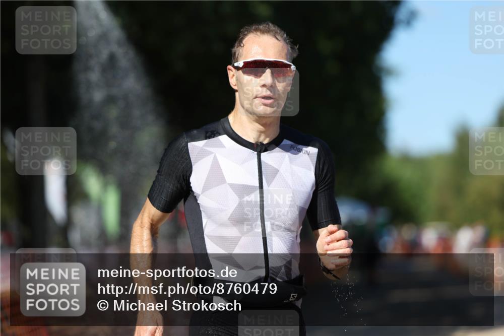 07.09.2025 - 19. Norderstedt Triathlon Michael Strokosch http://msf.ph/oto/8760479 07.09.2025 14:58:27 Laufen 965, 1016, 1037 meine-sportfotos.de