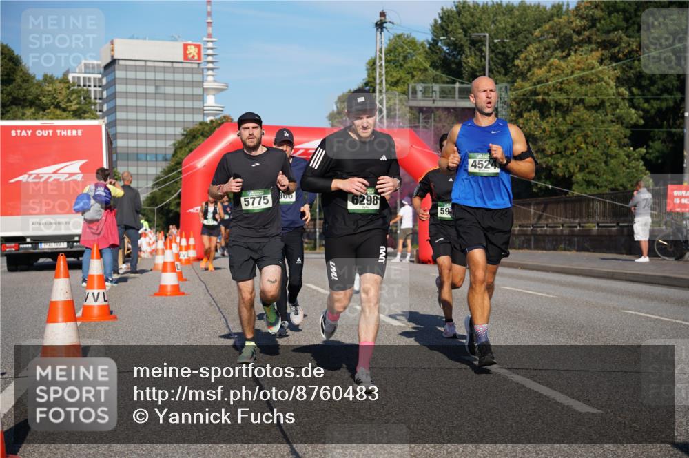 07.09.2025 - BARMER Alsterlauf Yannick Fuchs http://msf.ph/oto/8760483 07.09.2025 09:40:11 Laufen 5775, 6298, 59, 4524 meine-sportfotos.de
