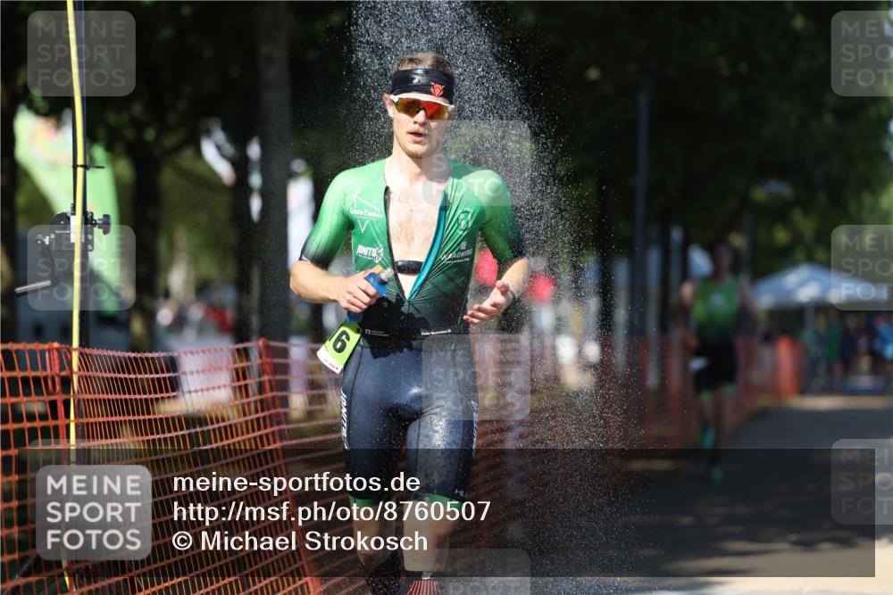 07.09.2025 - 19. Norderstedt Triathlon Michael Strokosch http://msf.ph/oto/8760507 07.09.2025 14:58:34 Laufen 1003, 1016 meine-sportfotos.de