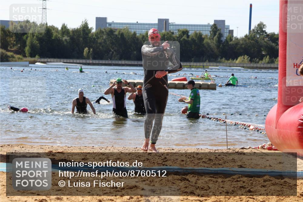 07.09.2025 - 19. Norderstedt Triathlon Luisa Fischer http://msf.ph/oto/8760512 07.09.2025 12:07:04 Schwimmen 283, 288 meine-sportfotos.de