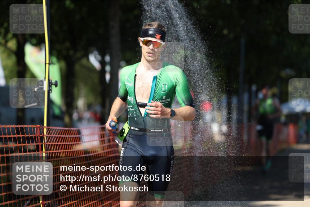 07.09.2025 - 19. Norderstedt Triathlon Michael Strokosch http://msf.ph/oto/8760518 07.09.2025 14:58:34 Laufen 1003, 1016 meine-sportfotos.de