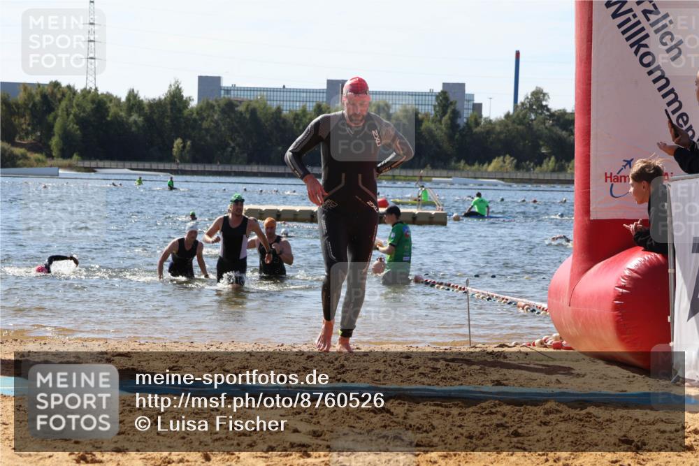 07.09.2025 - 19. Norderstedt Triathlon Luisa Fischer http://msf.ph/oto/8760526 07.09.2025 12:07:04 Schwimmen 283, 288 meine-sportfotos.de