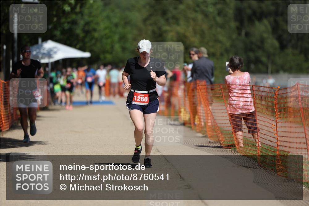 07.09.2025 - 19. Norderstedt Triathlon Michael Strokosch http://msf.ph/oto/8760541 07.09.2025 12:53:32 Laufen 1260, 1280 meine-sportfotos.de