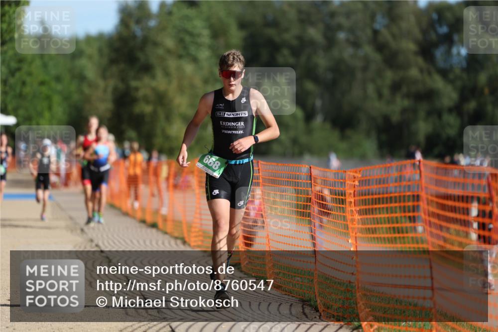 07.09.2025 - 19. Norderstedt Triathlon Michael Strokosch http://msf.ph/oto/8760547 07.09.2025 10:45:21 Laufen 114, 668 meine-sportfotos.de