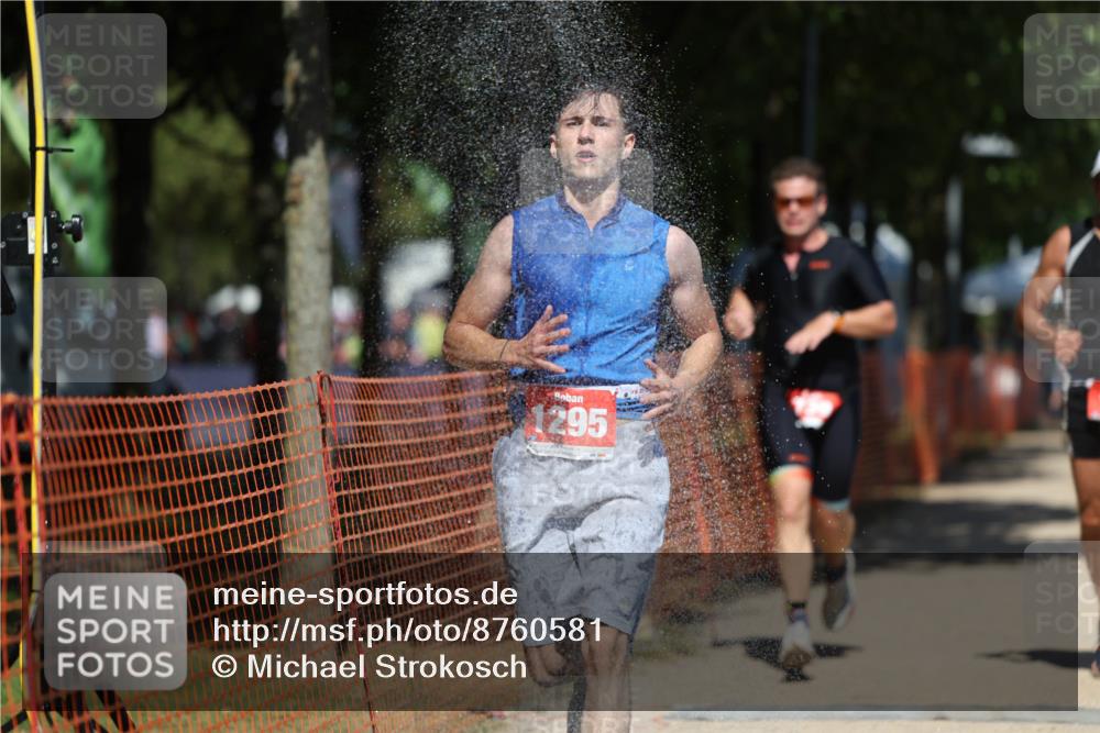 07.09.2025 - 19. Norderstedt Triathlon Michael Strokosch http://msf.ph/oto/8760581 07.09.2025 13:16:13 Laufen 159, 739, 1295 meine-sportfotos.de