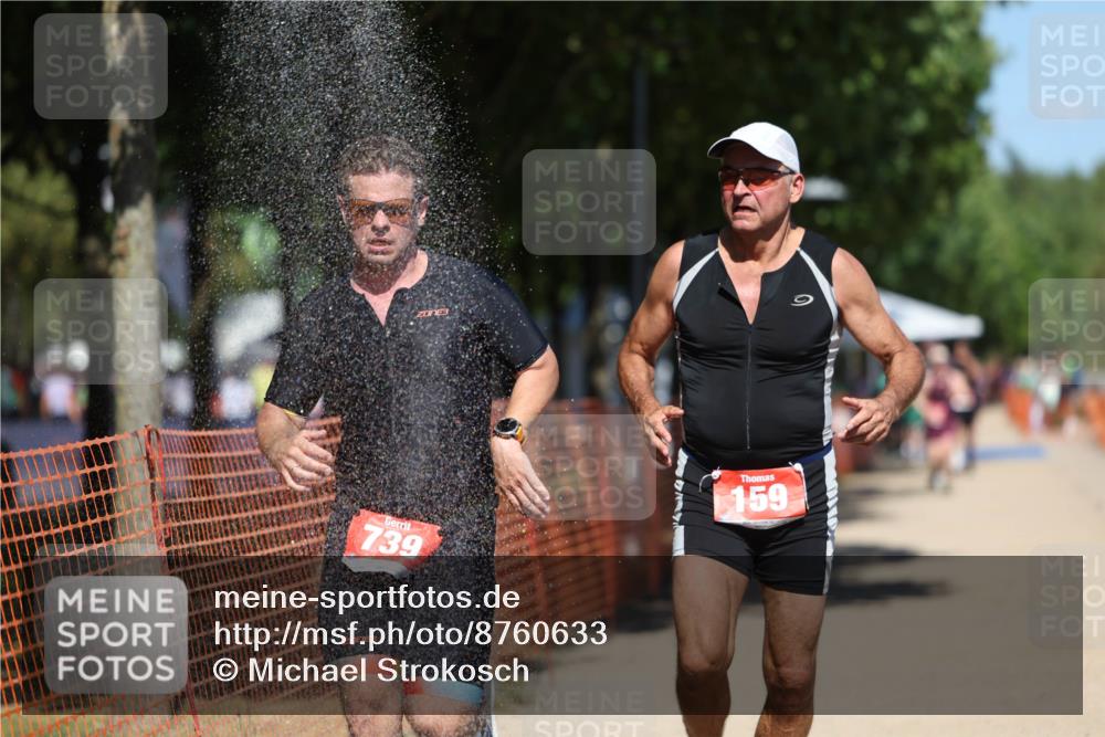 07.09.2025 - 19. Norderstedt Triathlon Michael Strokosch http://msf.ph/oto/8760633 07.09.2025 13:16:14 Laufen 159, 739, 1295 meine-sportfotos.de
