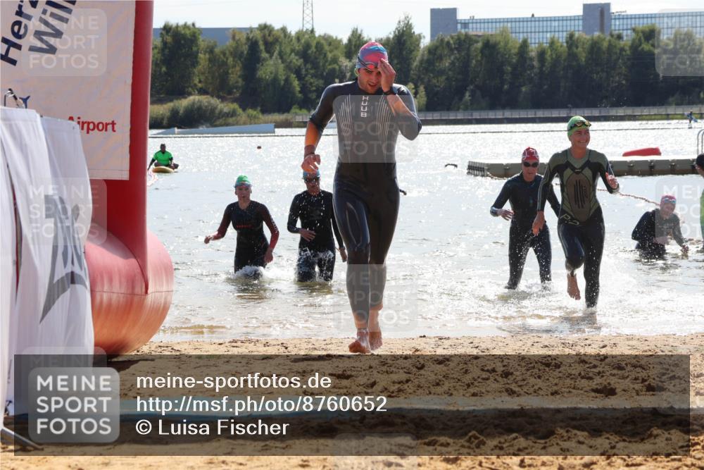 07.09.2025 - 19. Norderstedt Triathlon Luisa Fischer http://msf.ph/oto/8760652 07.09.2025 14:17:24 Schwimmen 440, 441, 447, 473, 1491, 1496 meine-sportfotos.de