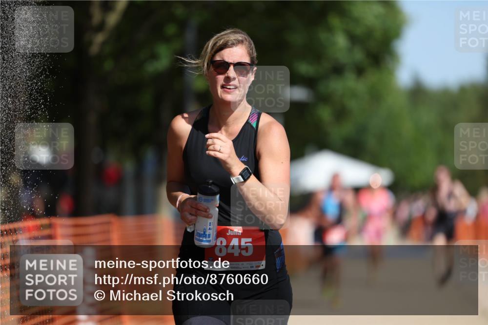 07.09.2025 - 19. Norderstedt Triathlon Michael Strokosch http://msf.ph/oto/8760660 07.09.2025 12:07:17 Laufen 152, 821, 845, 1200 meine-sportfotos.de